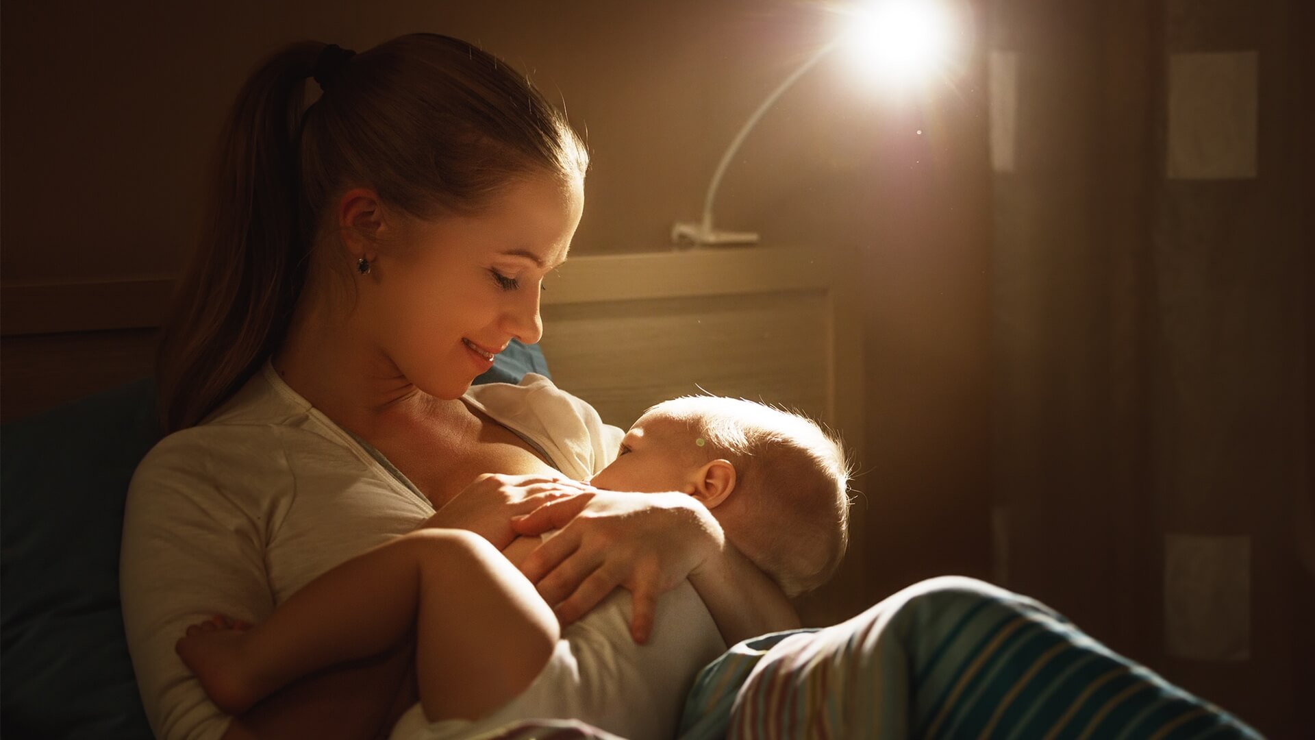 surprising-benefits-of-breastfeeding-for-baby-and-mama