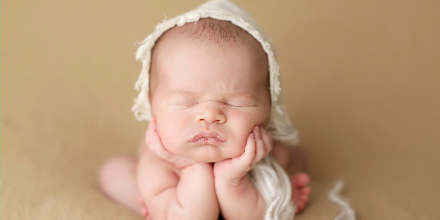 DIY Newborn Shoot: 10 Tips For 