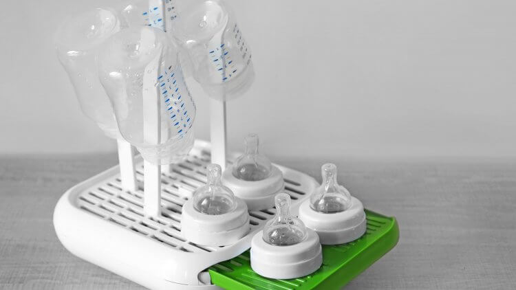 How to Sterilize Baby Bottles the Easiest, Safest Way