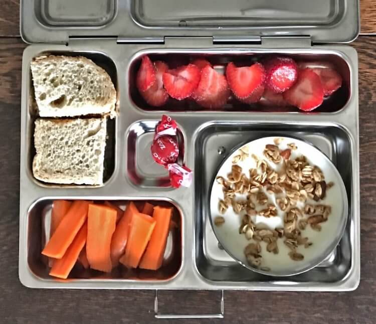 EASY kids lunch ideas🎉. SAVE these for when you need them—and IT'S OKAY  and wise to pack foods that you know your kids like and are easy…