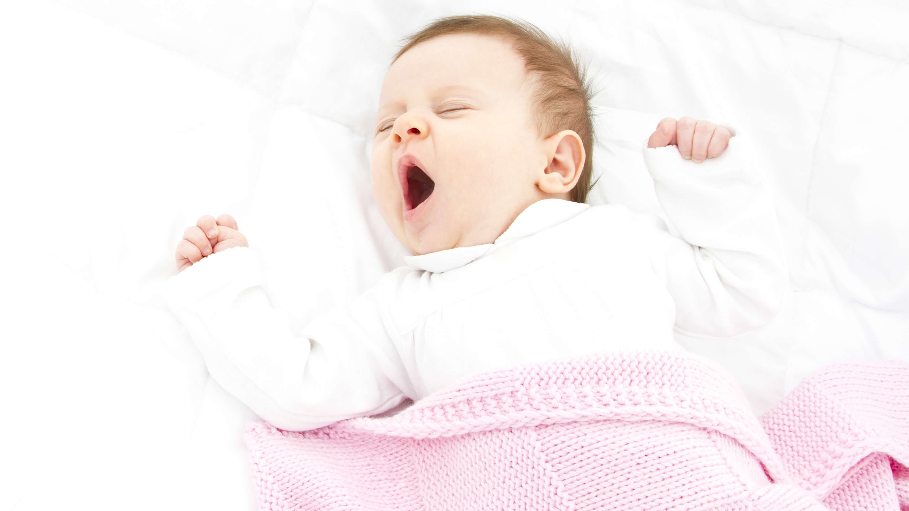 When Can Babies Sleep With Blankets Plus Safe Alternatives