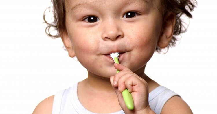 When to Start Brushing Baby's Teeth 